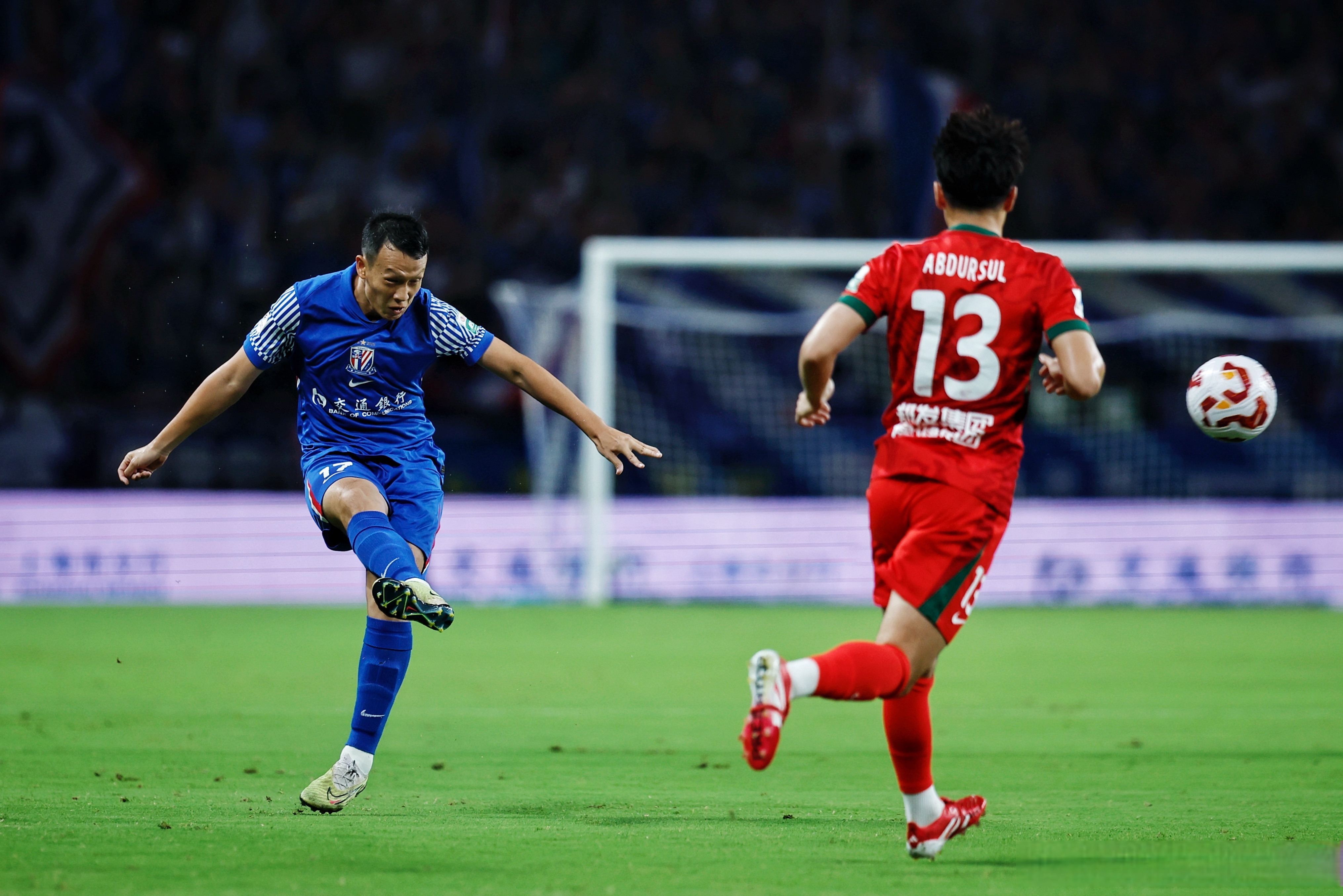 九游体育 -英超赛程吃紧；上海申花冲刺阶段遗憾出局；信心回归；控场能力受关注(英超赛程时间表)